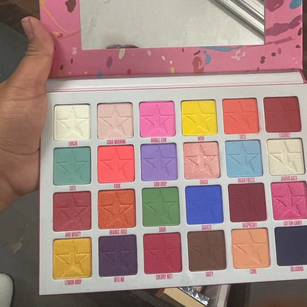 Jawbreaker palette